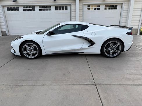Used 2023 Chevrolet Corvette Stingray Premium Cpe w/ Z51 Performance Package RWD image 6