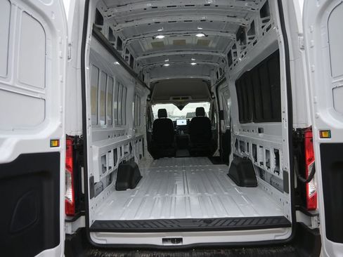 Used 2024 Ford Transit 350 Base image 9