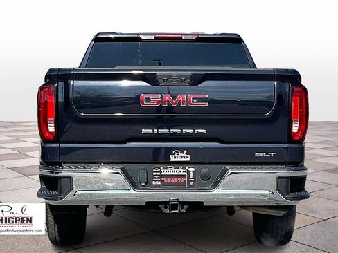 Used 2025 GMC Sierra 1500 SLT image 4