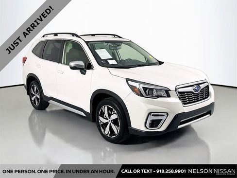 Used 2020 Subaru Forester Touring AWD/4WD image 3
