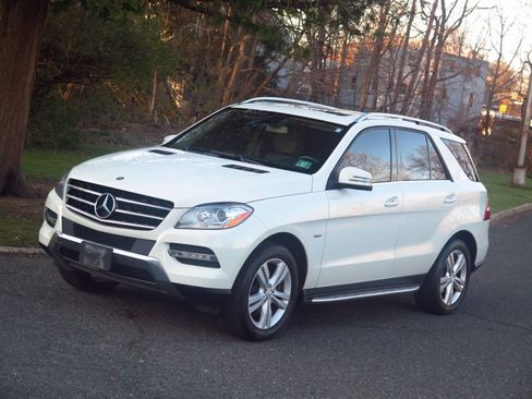 Used 2012 Mercedes-Benz ML 350 4MATIC image 24