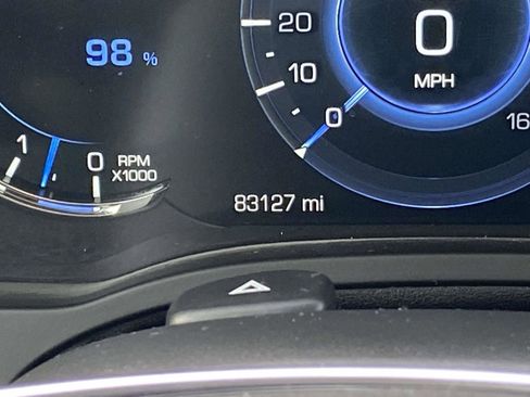 Used 2019 Cadillac Escalade Premium Luxury image 25