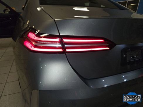 Used 2024 BMW 530i image 28