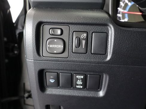 Used 2015 Toyota 4Runner TRD Pro AWD/4WD image 17