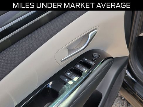 Used 2022 Hyundai Tucson Limited AWD/4WD image 20