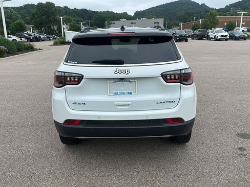 Used 2023 Jeep Compass Limited AWD/4WD image 4