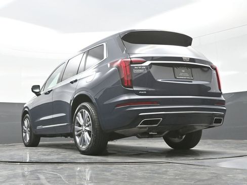 Certified 2025 Cadillac XT6 Premium Luxury image 23