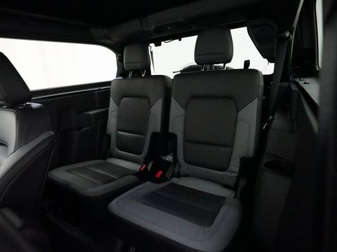 Used 2023 Ford Bronco Big Bend w/ Sasquatch Package image 15