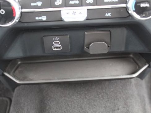 Used 2025 Ford F150 XLT w/ Equipment Group 301A Standard RWD image 28