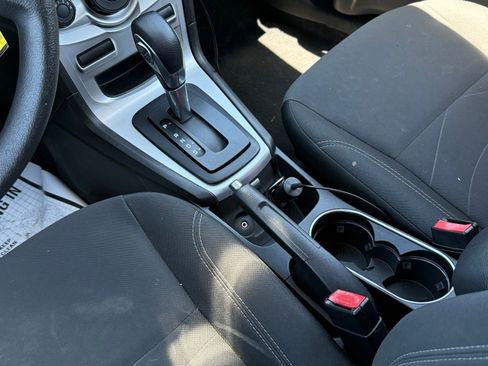 Used 2019 Ford Fiesta SE FWD image 18