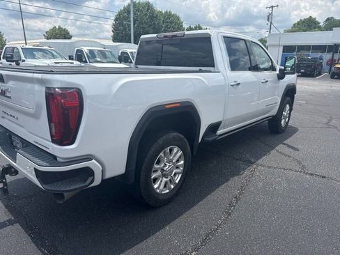 Used 2022 GMC Sierra 2500 Denali w/ Denali Ultimate Package AWD/4WD image 9
