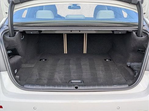 Used 2023 BMW 530e 530e w/ Convenience Package image 6