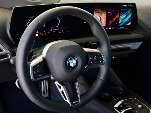 Used 2026 BMW 228i w/ Technology Package image 11