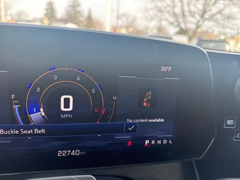 Used 2024 Chevrolet Traverse LT w/ Enhanced Driving Package image 30