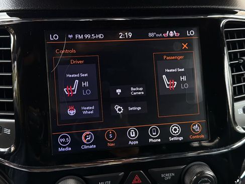 Used 2020 Jeep Grand Cherokee Limited AWD/4WD image 32