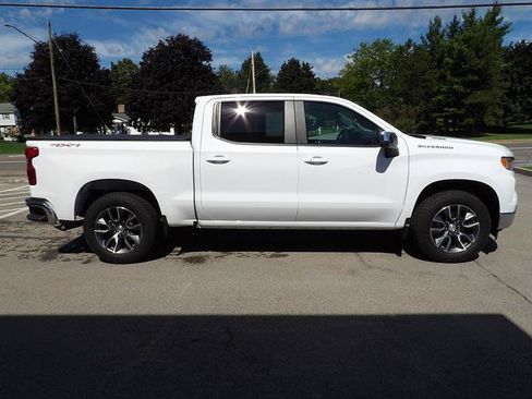 Certified 2025 Chevrolet Silverado 1500 LT AWD/4WD image 6