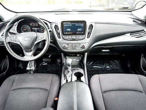 Used 2024 Chevrolet Malibu LT image 29