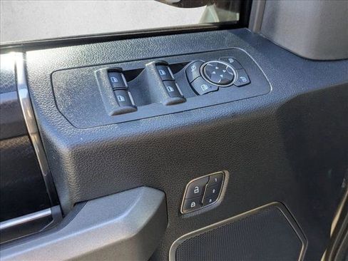 Used 2017 Ford F150 Raptor w/ Equipment Group 802A Luxury image 11