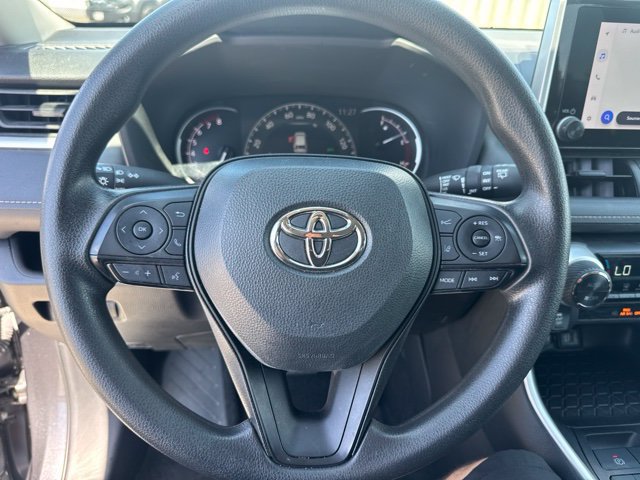 Used 2024 Toyota RAV4 XLE AWD/4WD image 19