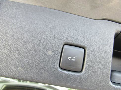 Used 2023 Ford Escape ST-Line Select image 15