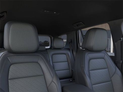 New 2026 Chevrolet Equinox LT w/ Convenience Package II image 24