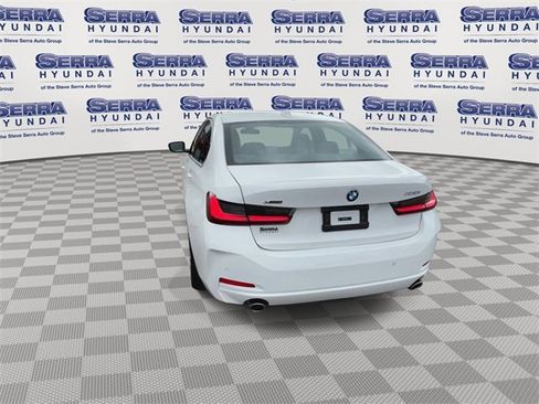 Used 2025 BMW 330i xDrive Sedan w/ Convenience Package image 7