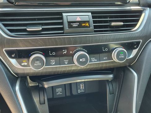 Used 2018 Honda Accord EX-L image 18