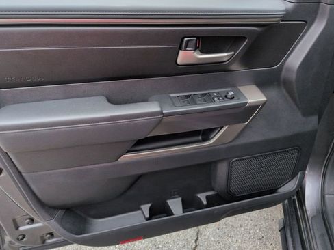 Used 2022 Toyota Tundra SR5 w/ Convenience Package image 12