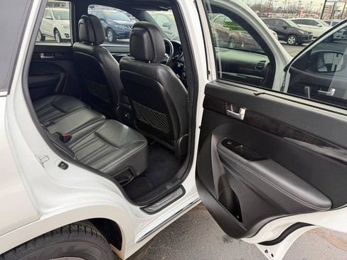 Used 2014 Kia Sorento SX FWD image 10