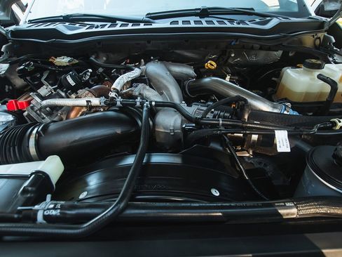 Used 2024 Ford F250 XLT w/ FX4 Off-Road Package image 34