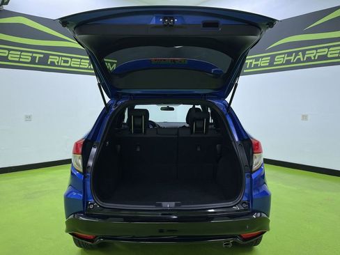 Used 2021 Honda HR-V Sport image 9