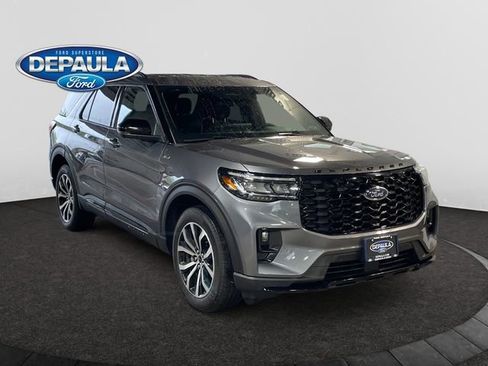 Used 2025 Ford Explorer ST-Line AWD/4WD image 9