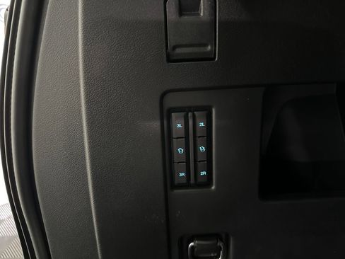 Used 2022 Ford Expedition Platinum AWD/4WD image 38