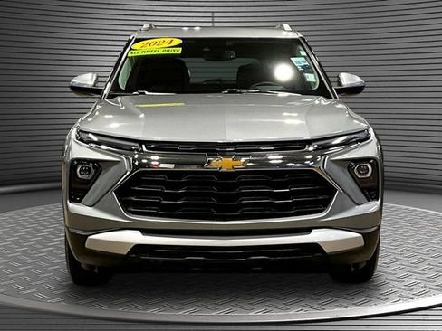 Certified 2024 Chevrolet TrailBlazer LT w/ Convenience Package AWD/4WD image 2