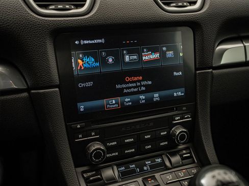 Used 2019 Porsche 718 Boxster image 49