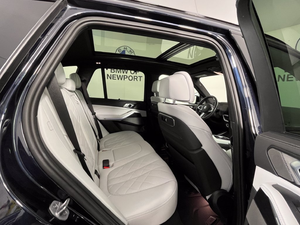 Used 2025 BMW X5 xDrive40i w/ Executive Package AWD/4WD image 23