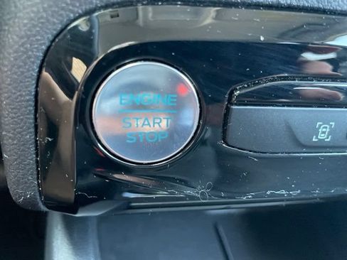 Used 2024 Ford Escape Active w/ Tech Pack #1 AWD/4WD image 31