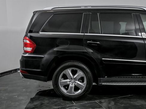 Used 2012 Mercedes-Benz GL 450 4MATIC image 11