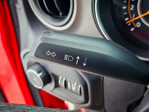 Certified 2022 Jeep Wrangler Willys image 16