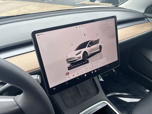 Used 2023 Tesla Model 3 Standard Range image 14