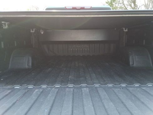 Used 2023 Chevrolet Silverado 1500 High Country w/ Technology Package AWD/4WD image 18