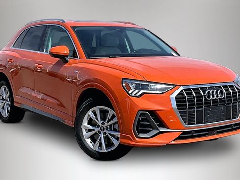 Used 2024 Audi Q3 2.0T Premium AWD/4WD image 1