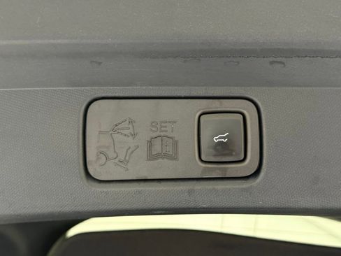 Certified 2023 Ford Mustang Mach-E Premium image 5