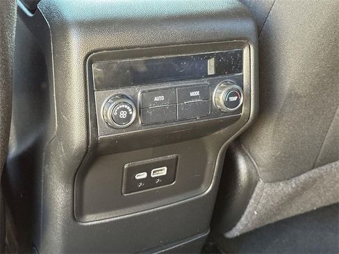 Used 2022 GMC Acadia SLE w/ Elevation Edition image 39