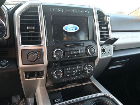 Used 2018 Ford F350 Lariat w/ Lariat Ultimate Package image 12