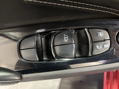 Used 2022 Nissan Altima 2.5 SV w/ SV Premium Package AWD/4WD image 25