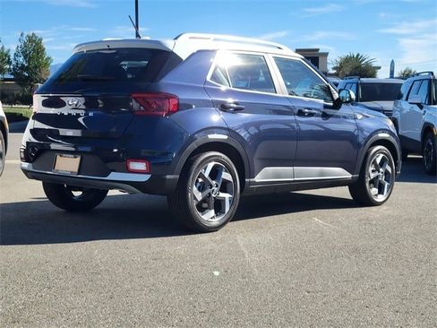 New 2026 Hyundai Venue SEL image 2