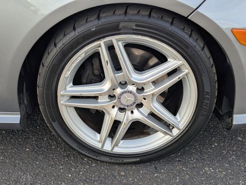 Used 2011 Mercedes-Benz E 350 Sedan image 10