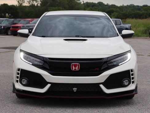 Used 2019 Honda Civic Type R image 2