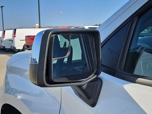 Used 2022 Chevrolet Silverado 1500 LT RWD image 19